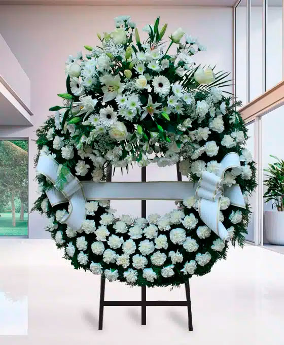 Corona Funeraria de claveles blancos para Esplugues de Llobregat